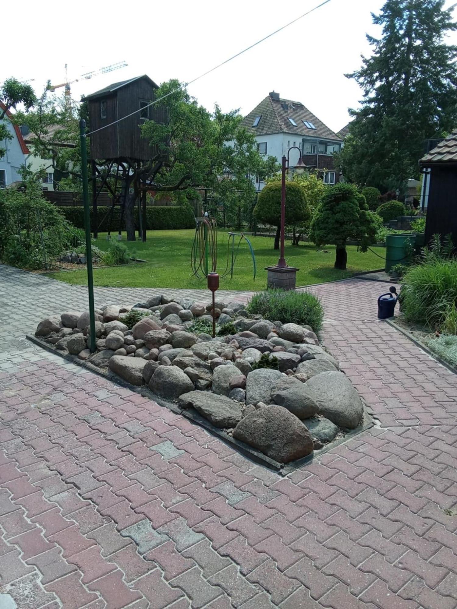 Zu Den Ravensbergen Villa Potsdam Buitenkant foto